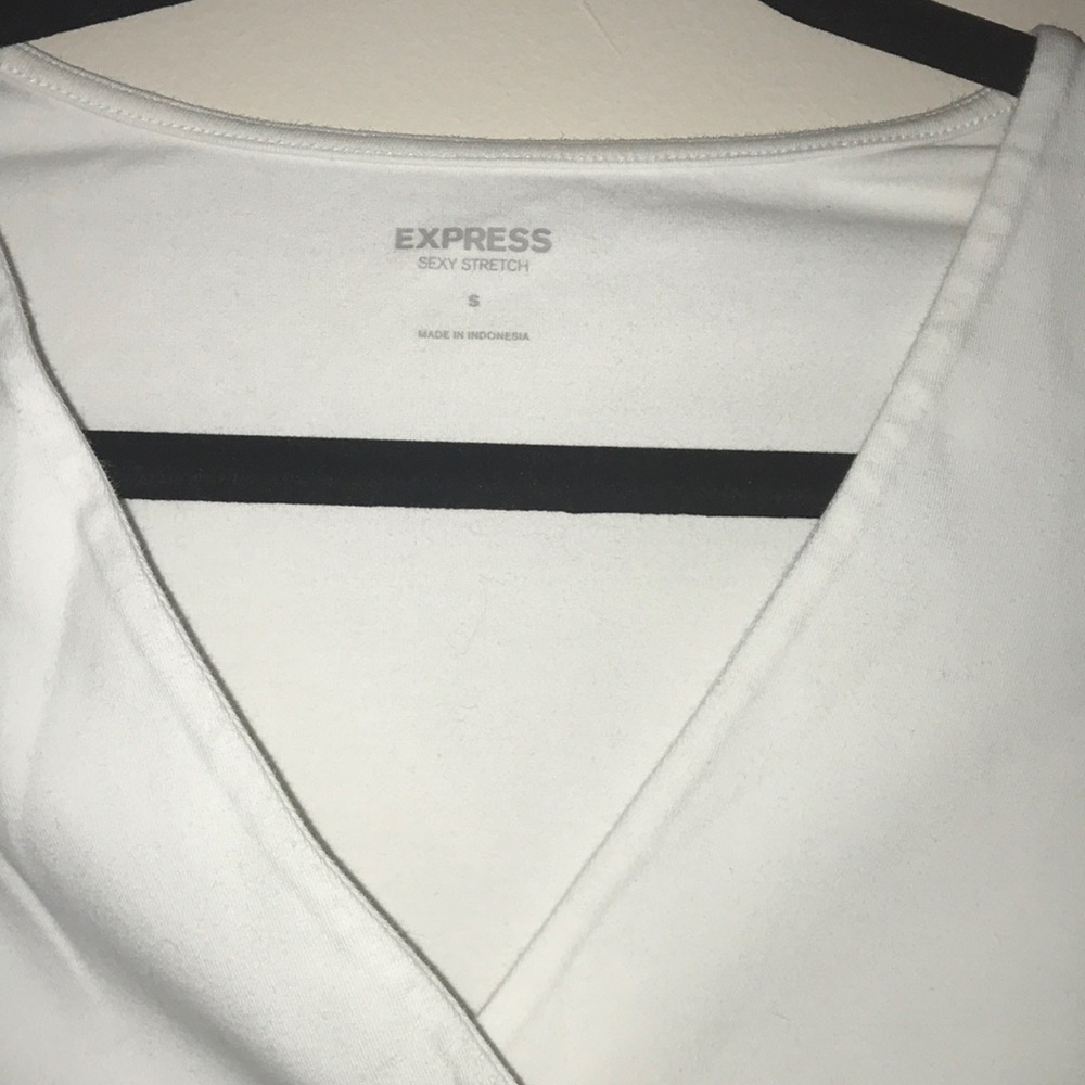 Express Top - Picture 2 of 3